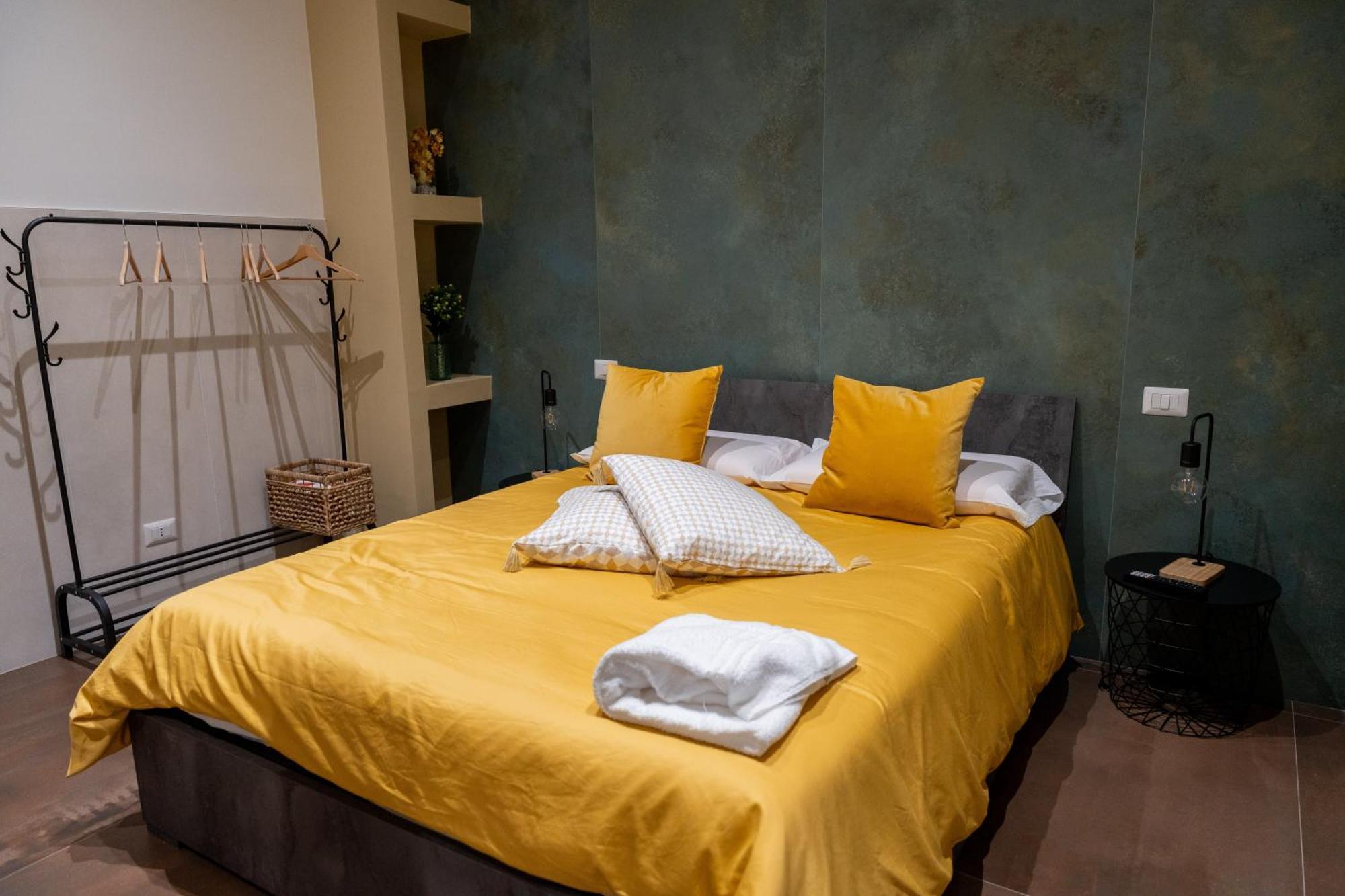 Bed and Breakfast Palazzo Nicolaus Del Lungomare à Bari Extérieur photo